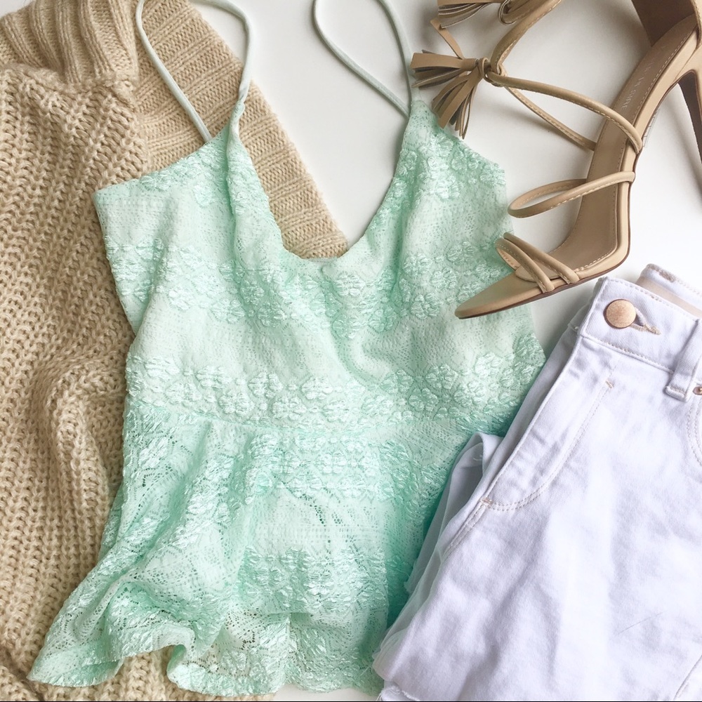 Nordstrom Frenchi mint green lace peplum top